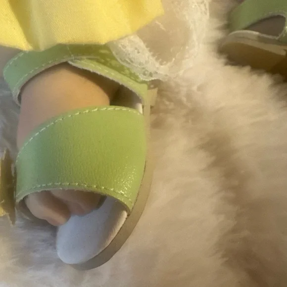 Adora doll - Picture 5 of 9